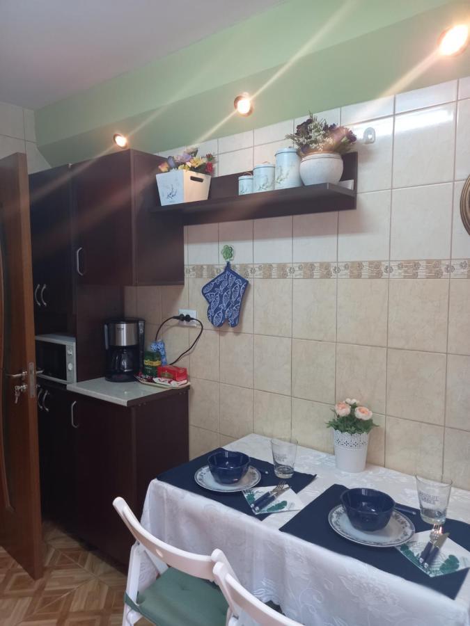 Blue Sky Apartment Ploieşti Exterior foto